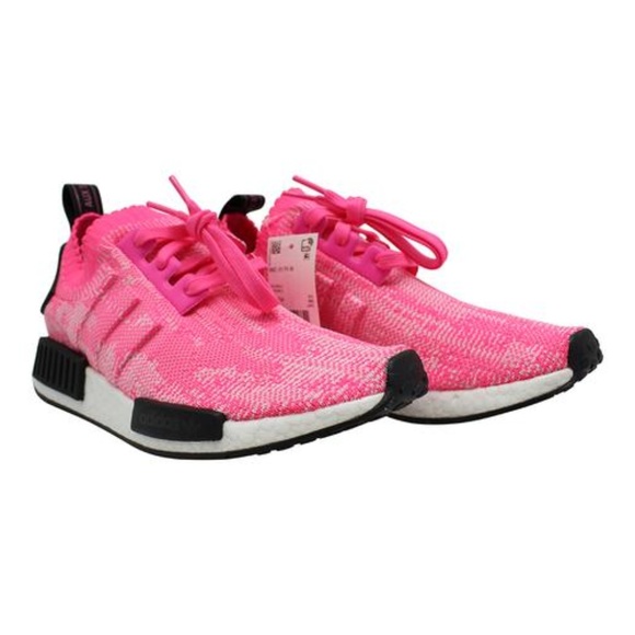 Adidas NMD R1 Solar Pink Size 8.5 New in Box NWT Adidas NMD R1 Solar Pink Size 8.5 New in Box NWT